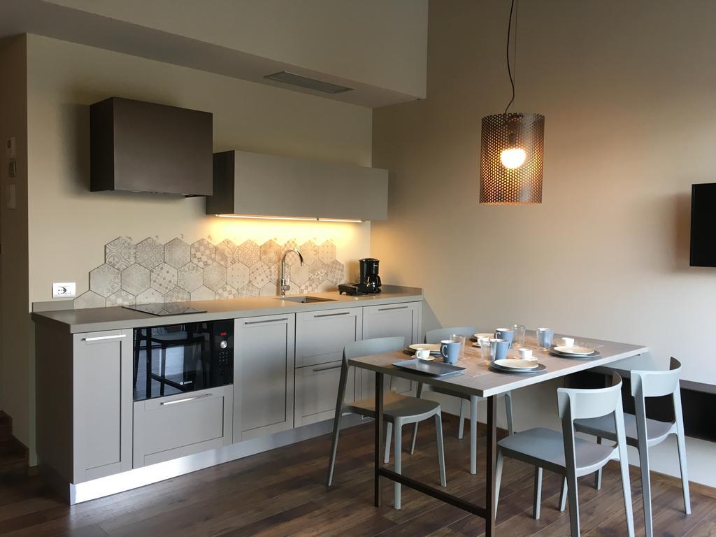 Energaia Apartment ตอสโกลาโน มาแดร์โน ห้อง รูปภาพ