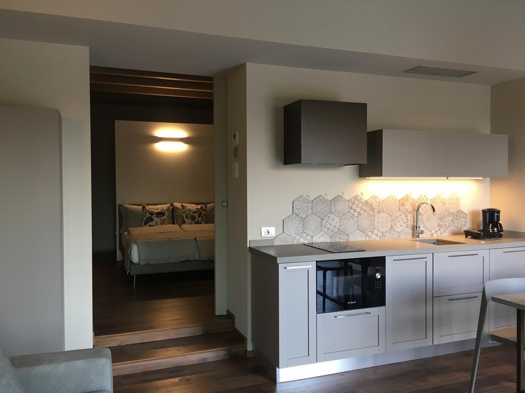 Energaia Apartment ตอสโกลาโน มาแดร์โน ห้อง รูปภาพ