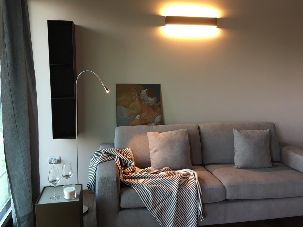 Energaia Apartment ตอสโกลาโน มาแดร์โน ห้อง รูปภาพ